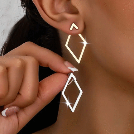Hollow diamond earrings
